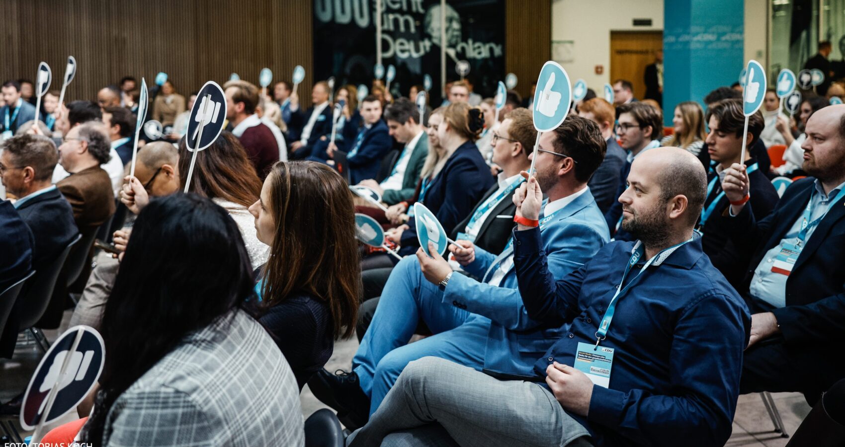 Zwischen Teilhabe und Fake-News: Chancen und Risiken von Social Media